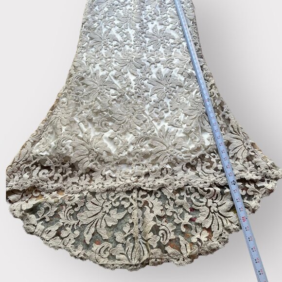 Tadashi Shoji Size 10 Illusion Yoke Embroidered Sleeveless Lace Bridal Gown - Picture 5 of 14